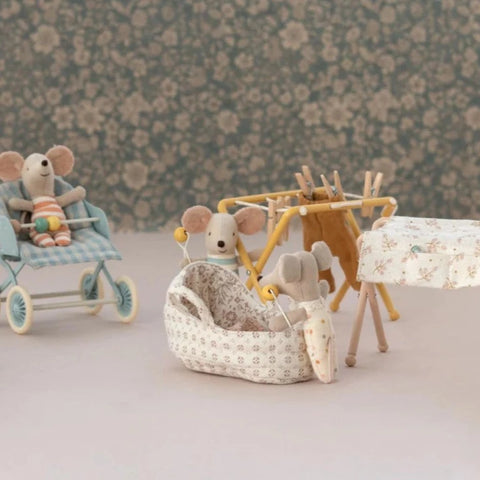 Maileg Carry Cot Baby Mouse